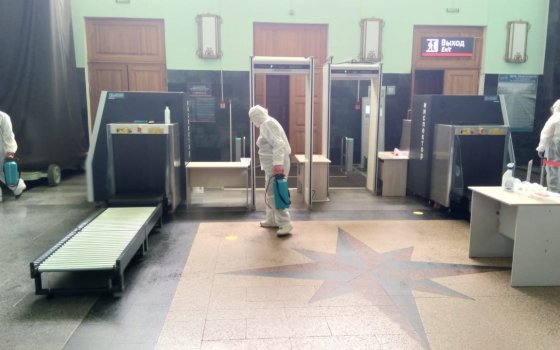 На железнодорожном вокзале Смоленска проведена дезинфекция 