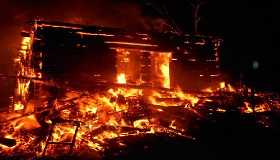 Пожар в Смоленской области унес жизнь хозяина дома 