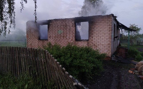 При пожаре в поселке Вадино Смоленской области обнаржили тело погибшего 