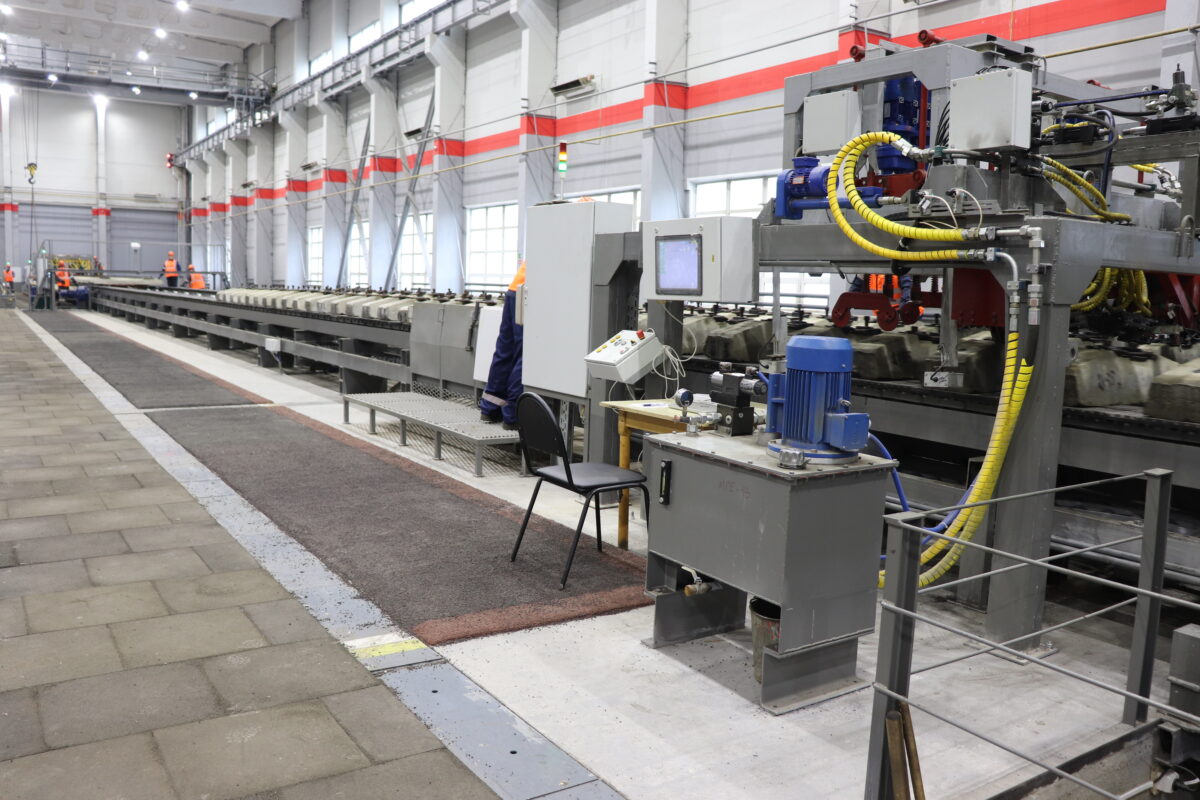 Модернизированное производство по сборке пути открылось на станции Вязьма-Брянская в Смоленской области 