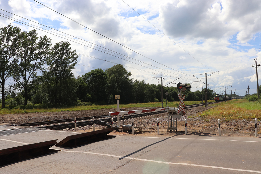 Движение автомобилей через переезд около станции Издешково в Смоленской области будет закрыто 29 сентября 