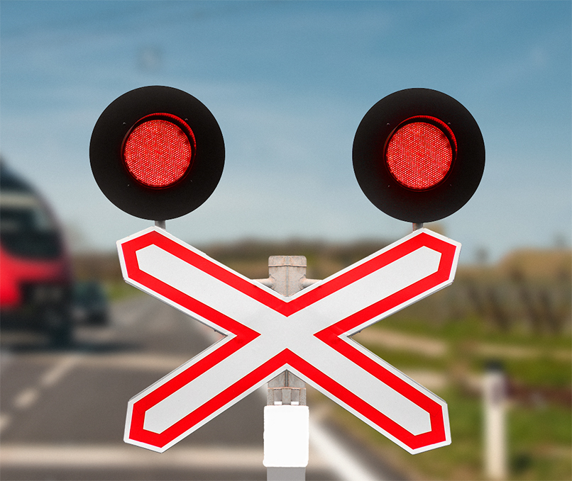 Движение автомобилей через железнодорожный переезд в районе деревни Никулино в Смоленской области будет закрыто 10 и 11 июня на время ремонта 