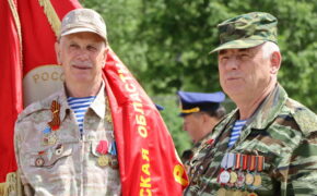 «Небесный батальон» на общей плите 