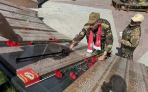 «Небесный батальон» на общей плите 