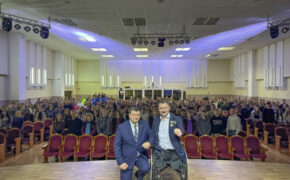 Подвиг — сохранить мужество и жить!