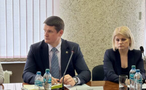 Ставка – на своих