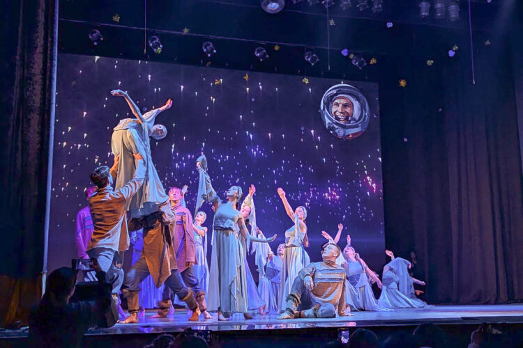 Космос начинается с мечты 