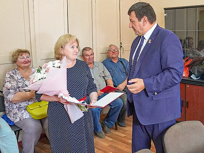 Крыши, дороги и поддержка СВО 